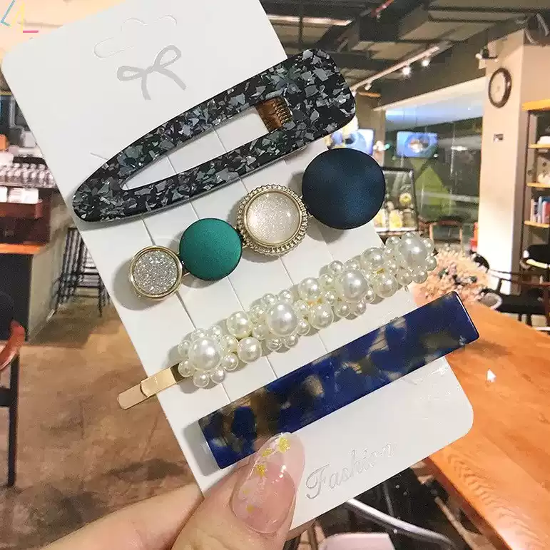 Pearl Hair Barrettes Set